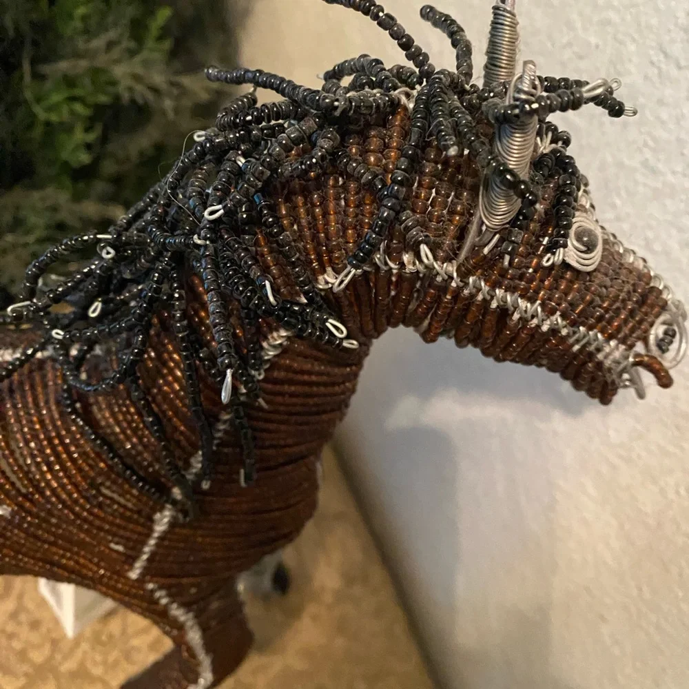 Beadworx Brown Horse with Black Tail and Mane. NWT. - Picture 6 of 11